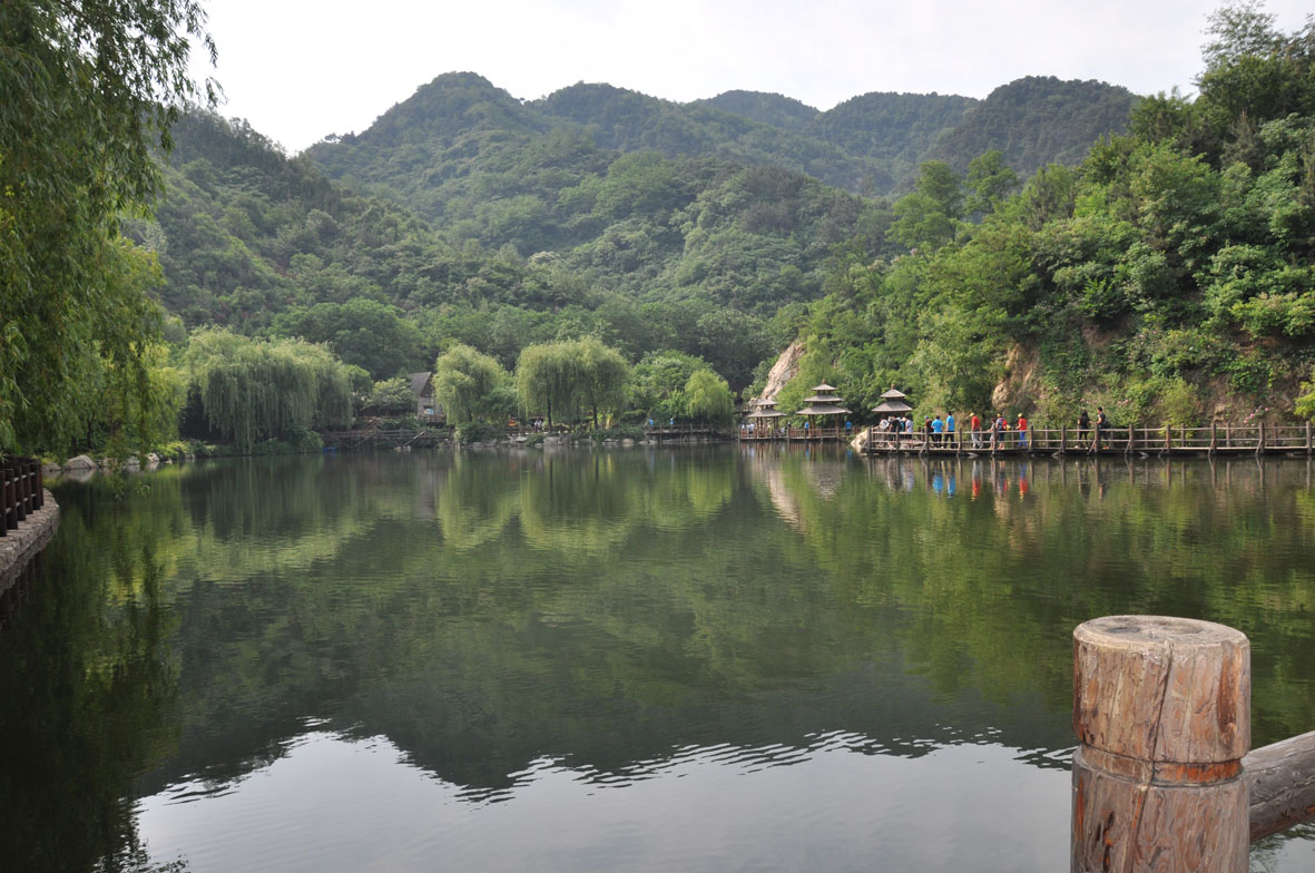 “步伐跟隨夢想，青春你我同行”——濟(jì)南市鴻慷機(jī)電設(shè)備有限公司端午節(jié)出游活動(dòng)